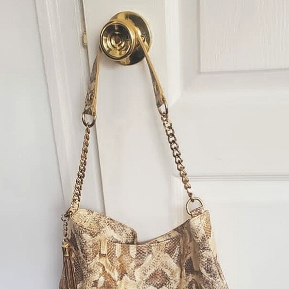 Tan Leather Gold Shimmer Python Print Shoulder Bag 🌴 - Picture 6 of 7